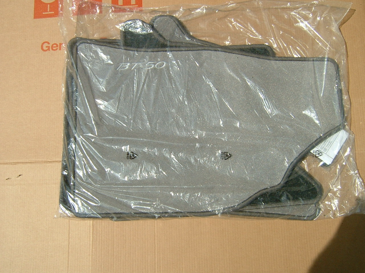 BT-50 szövetszőnyeg 21.430.- Ft Mazda BT-50 szövetszőnyeg