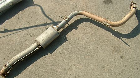 Mazda MX-3 1.8i V6 középső kipufogó rész.