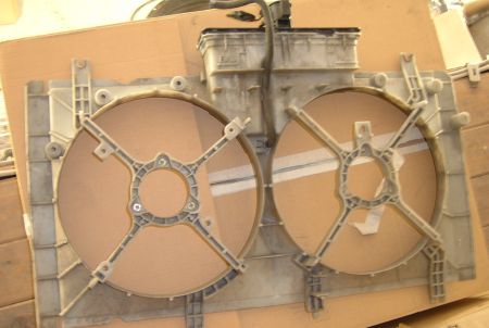 Mazda6 2002-2007 ventillátor ház, kiegyenlítő víztartállyal. Mazda6 2002-2007 ventillátor ház, kiegyenlítő víztartállyal.